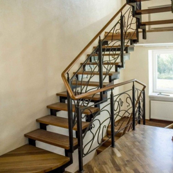 деревянные лестницы